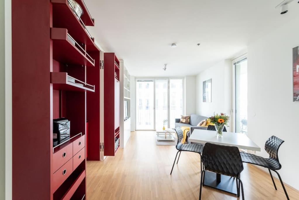 Smart Studio With Terrace By Hm فيينا المظهر الخارجي الصورة