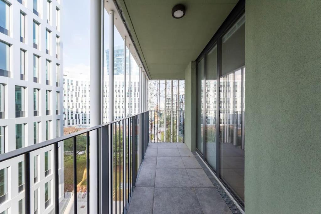Smart Studio With Terrace By Hm فيينا المظهر الخارجي الصورة